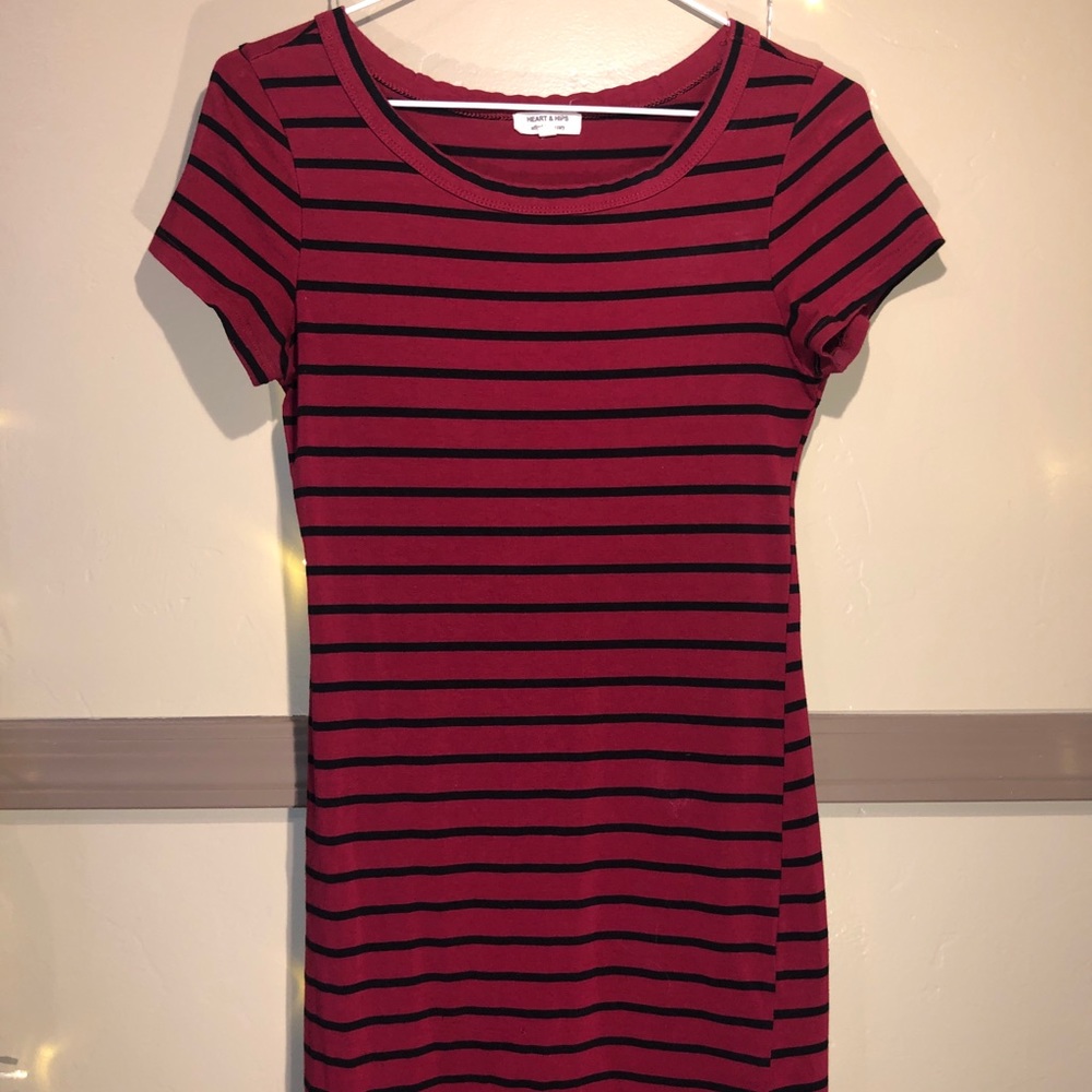 red bodycon dress